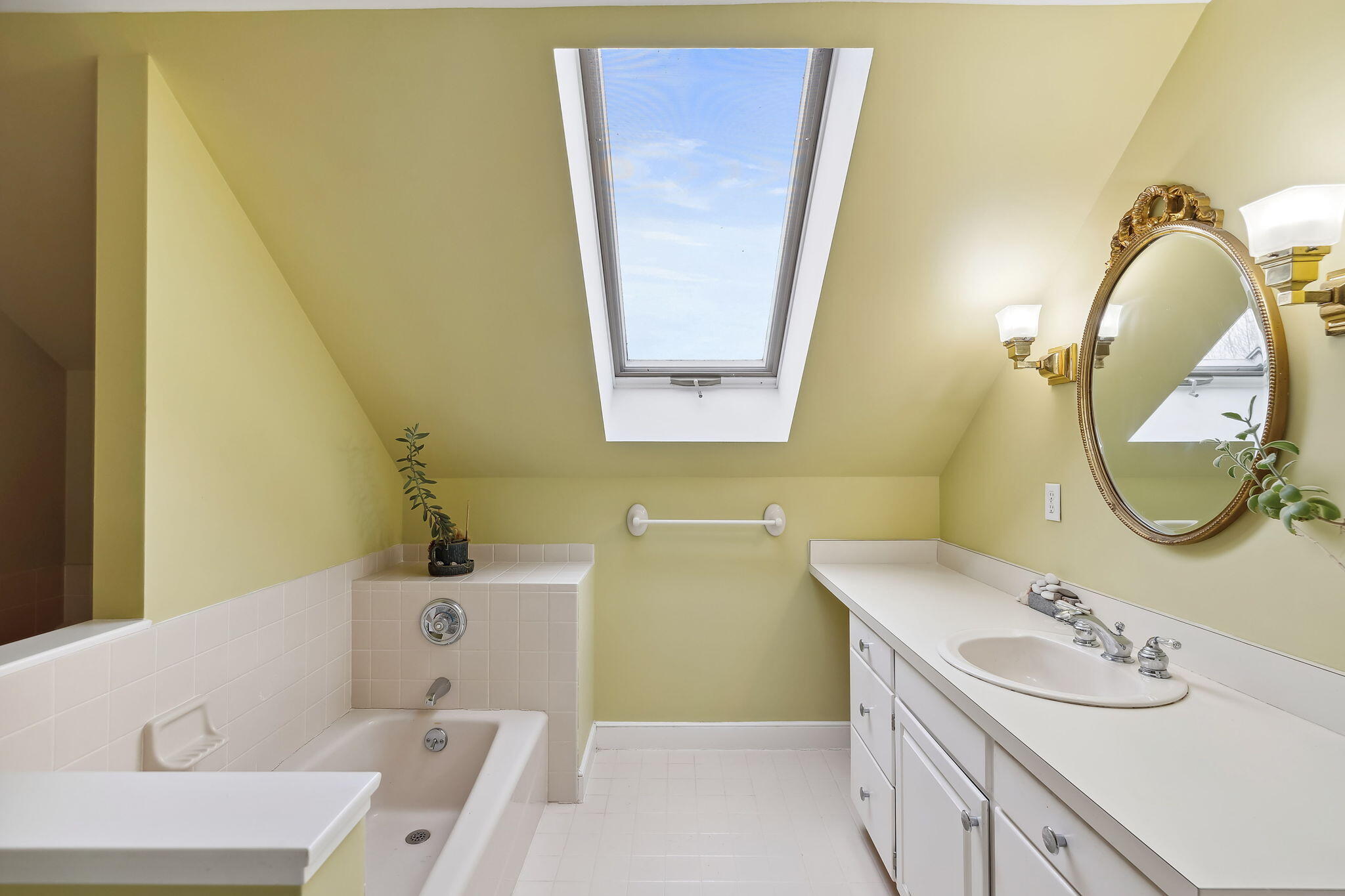 46 Freeman Lane Orleans, MA 02653 - Photo 39 of 74 a bathroom with a sink and a mirror