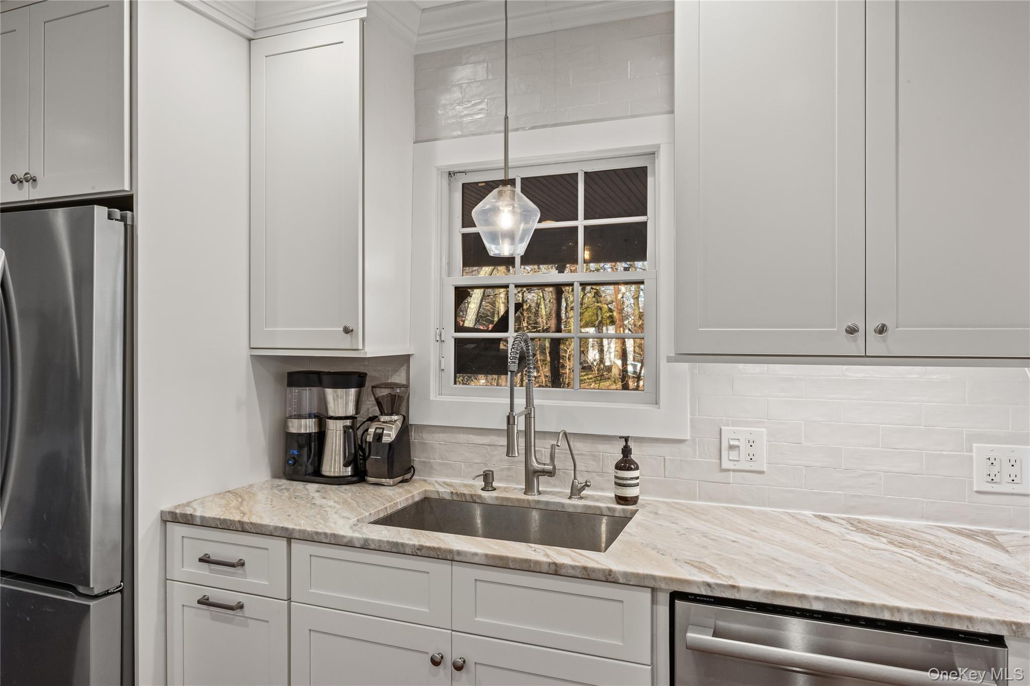 2 Walnut Avenue Setauket, NY 11733 - Photo 12 of 48