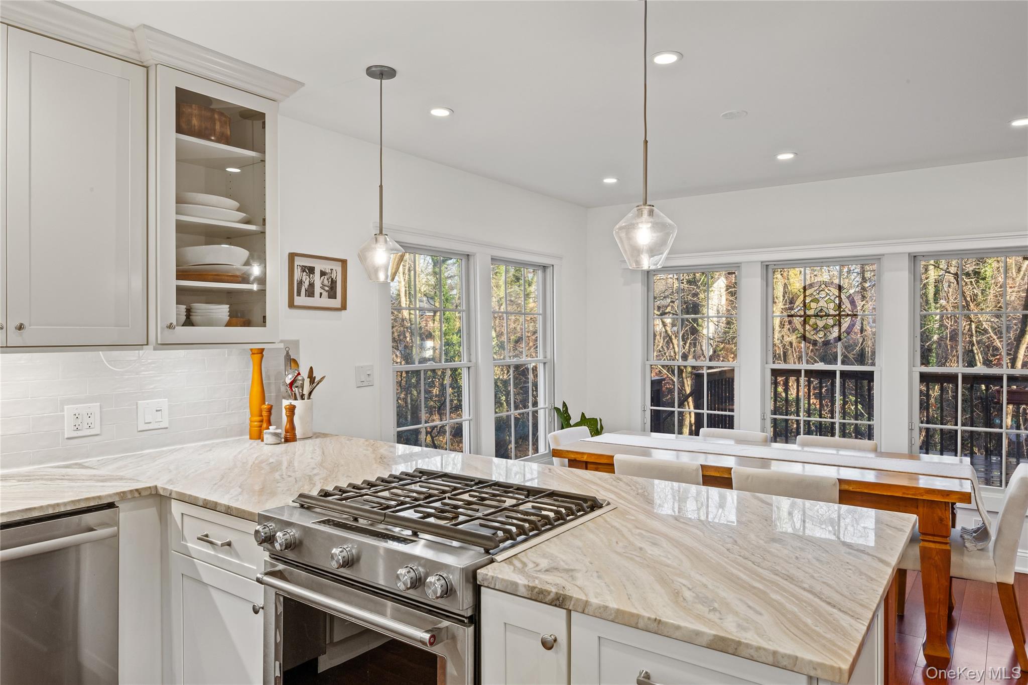 2 Walnut Avenue Setauket, NY 11733 - Photo 13 of 48