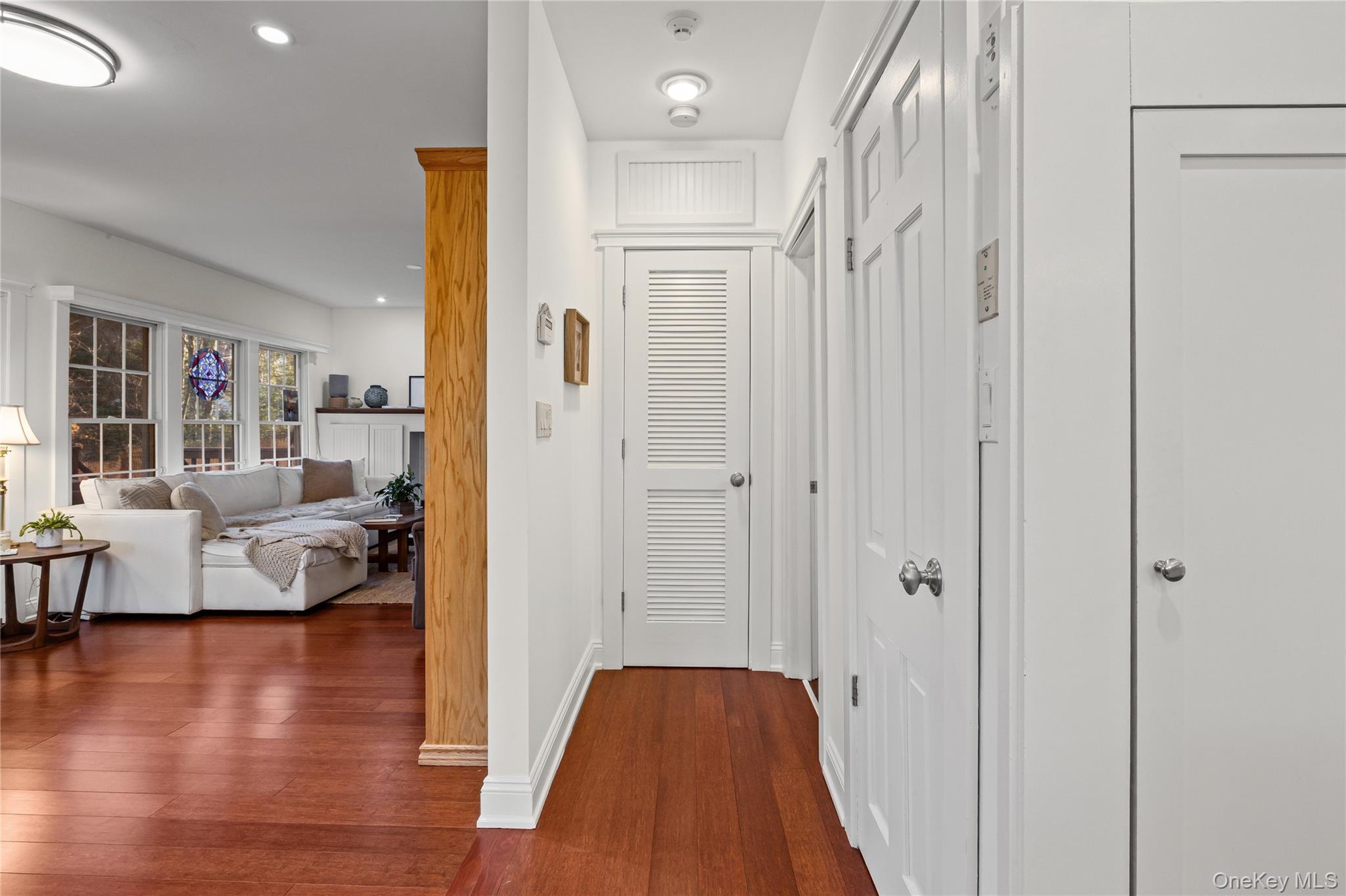 2 Walnut Avenue Setauket, NY 11733 - Photo 18 of 48