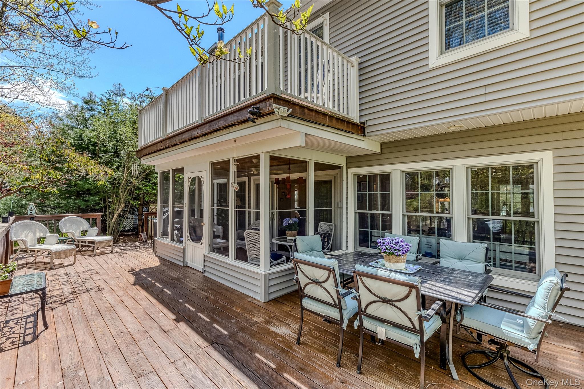 2 Walnut Avenue Setauket, NY 11733 - Photo 35 of 48