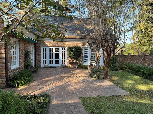 $525,000 | 804 Cherokee Circle, Waycross, GA 31501