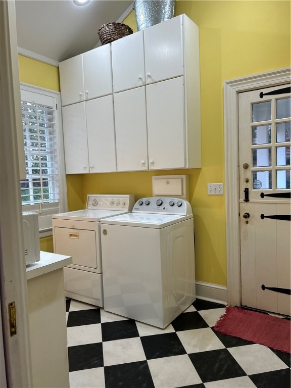 804 Cherokee Circle Waycross, GA 31501 - Photo 30 of 41 Laundry room