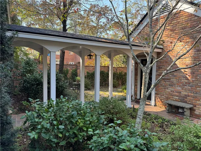 $525,000 | 804 Cherokee Circle, Waycross, GA 31501