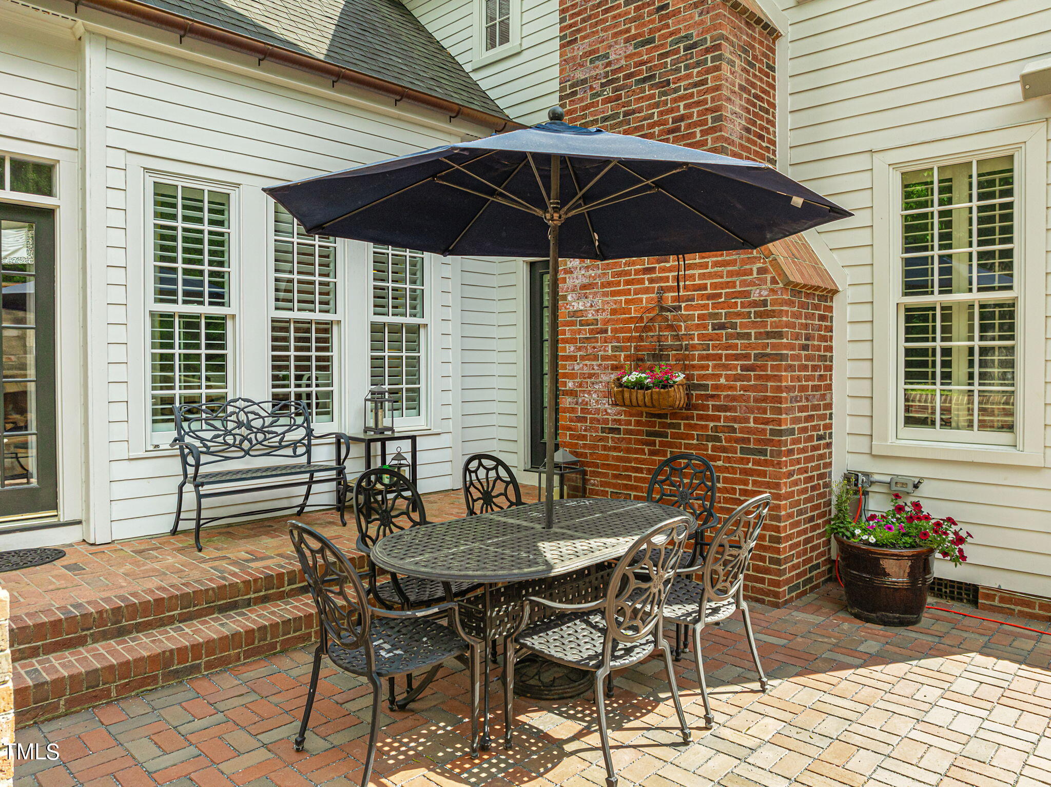 2335 Hales Road Raleigh, NC 27608 - Photo 11 of 65 78-web-or-mls-DJI_0674