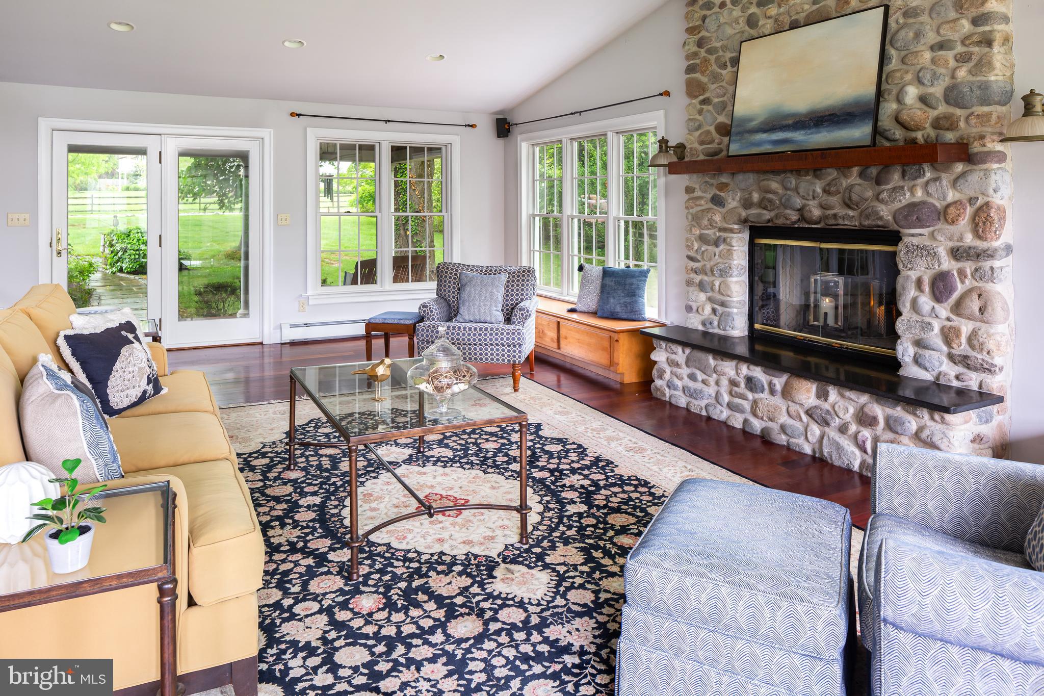 605 Golf Club Road Newtown Square, PA 19073 - Photo 20 of 45 Great Room