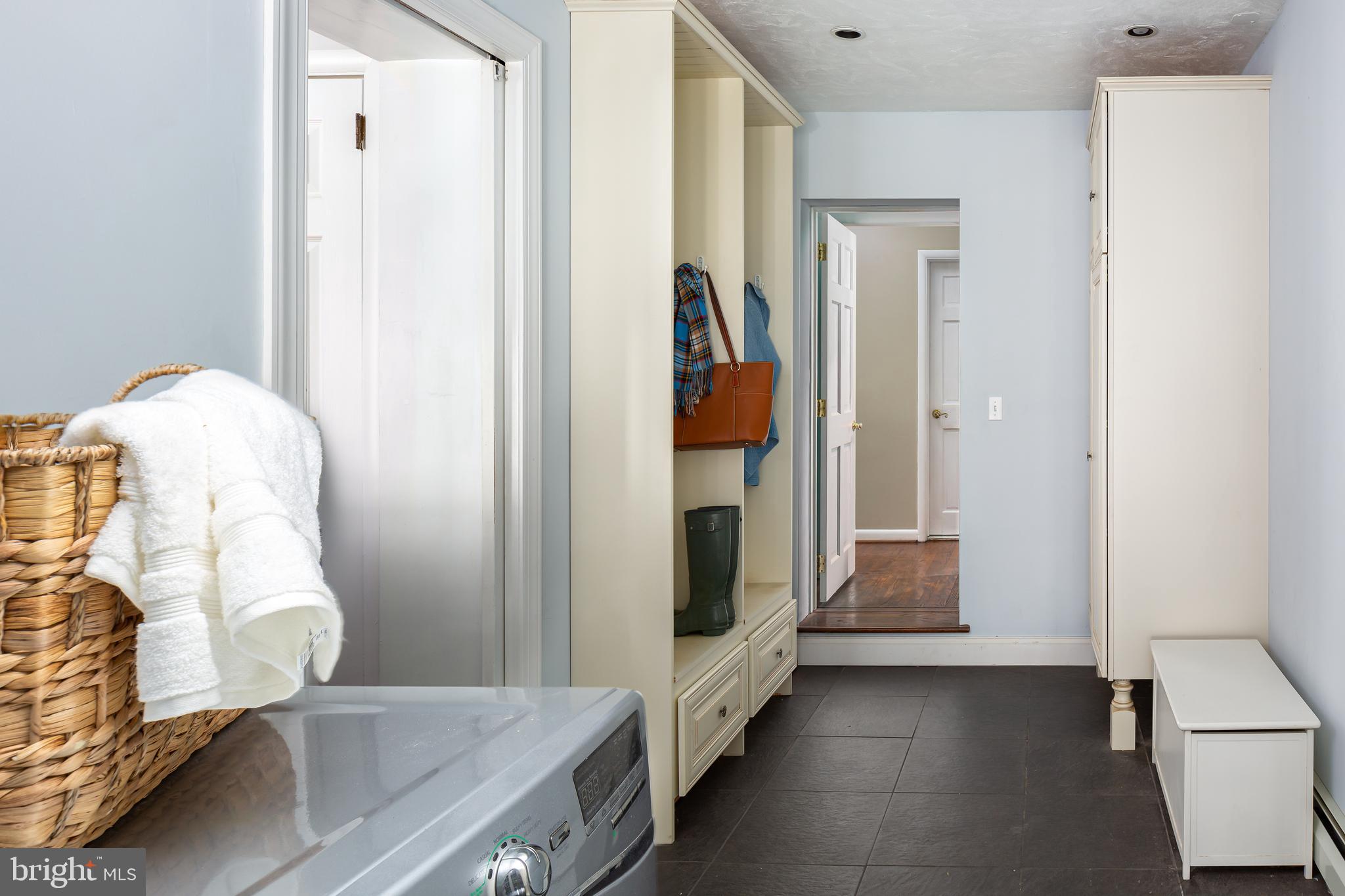 605 Golf Club Road Newtown Square, PA 19073 - Photo 26 of 45 Oversized Mudroom