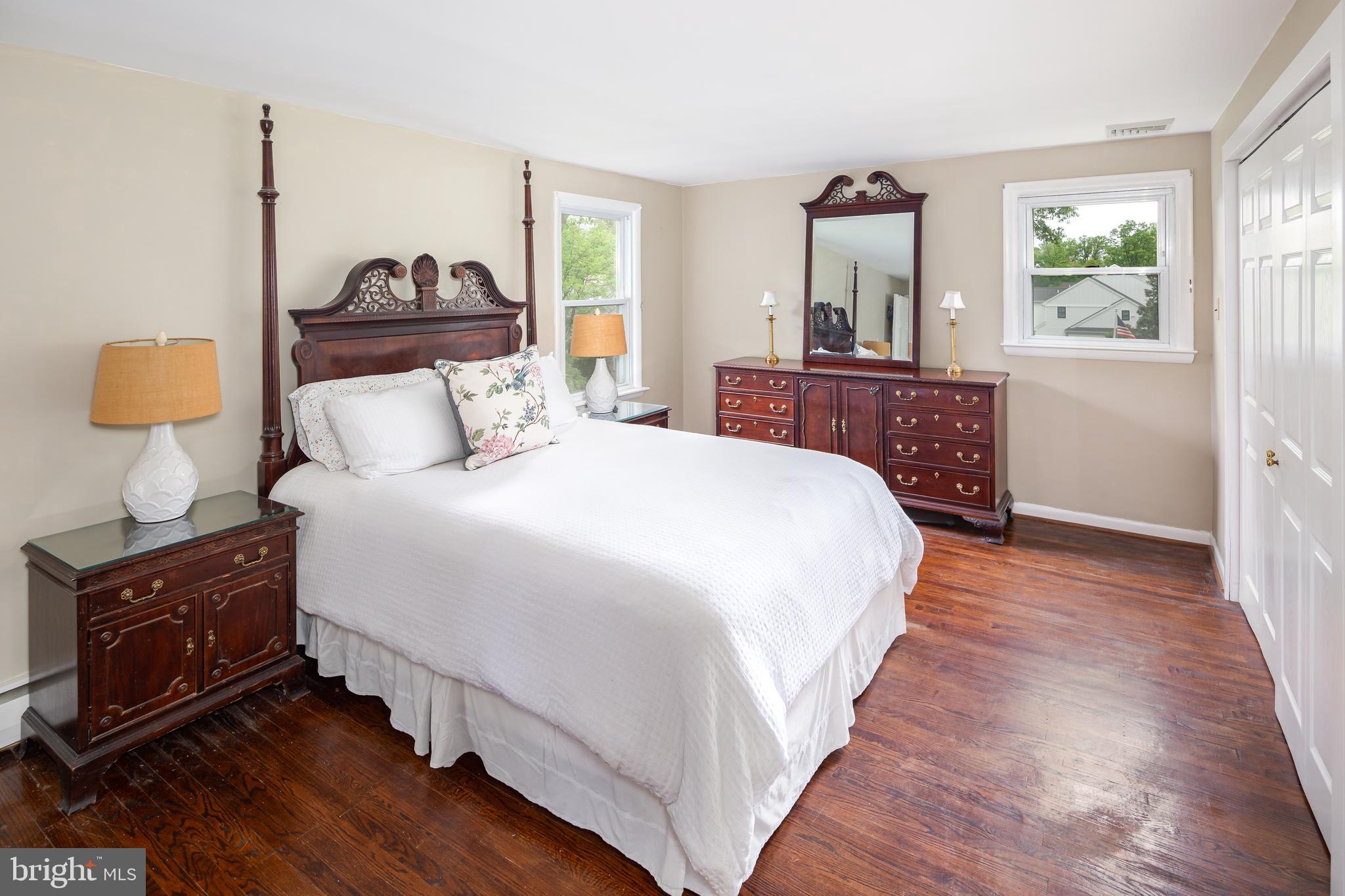 605 Golf Club Road Newtown Square, PA 19073 - Photo 28 of 45 Primary Suite