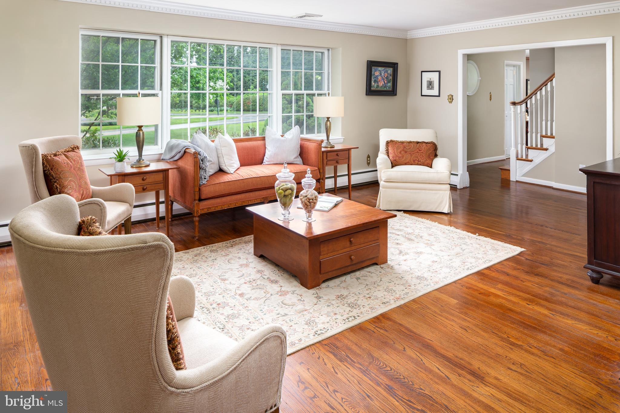 605 Golf Club Road Newtown Square, PA 19073 - Photo 6 of 45 Living Room