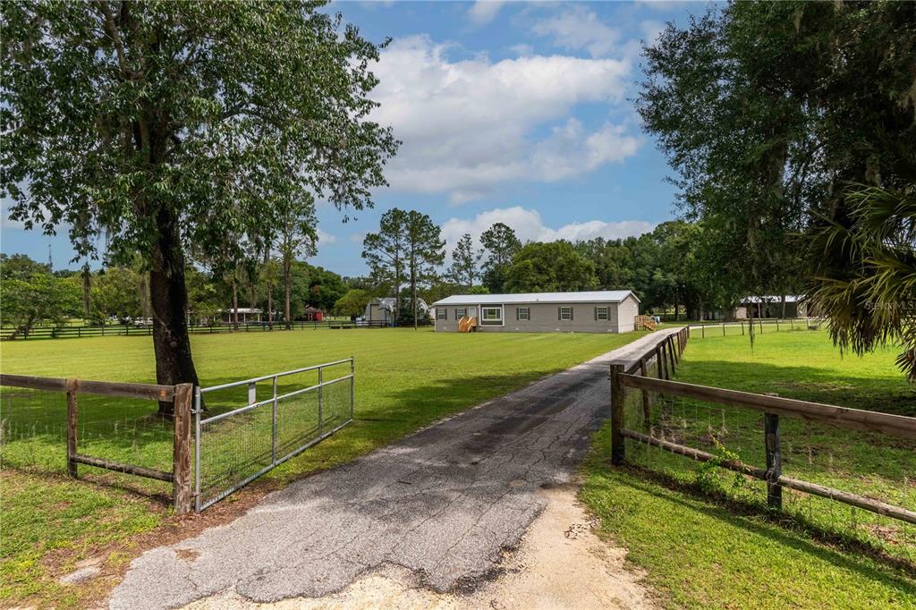 535 Northeast 155th Street Road Citra, FL 32113 - Photo 1 of 1 Gallery Image 1