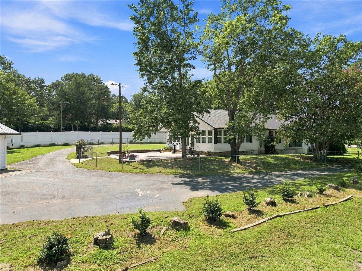 652 Arlington Road Greer, SC 29651 - Photo 39 of 44 Gallery Image 39