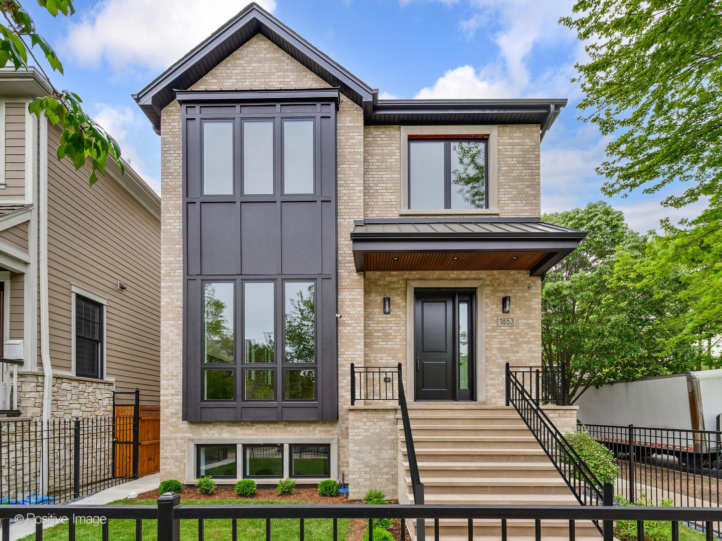 1853 West Barry Avenue Chicago, IL 60657 - Photo 1 of 1