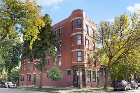 $650,000 | 1257 North Campbell Avenue, Unit 4, Chicago, IL 60622