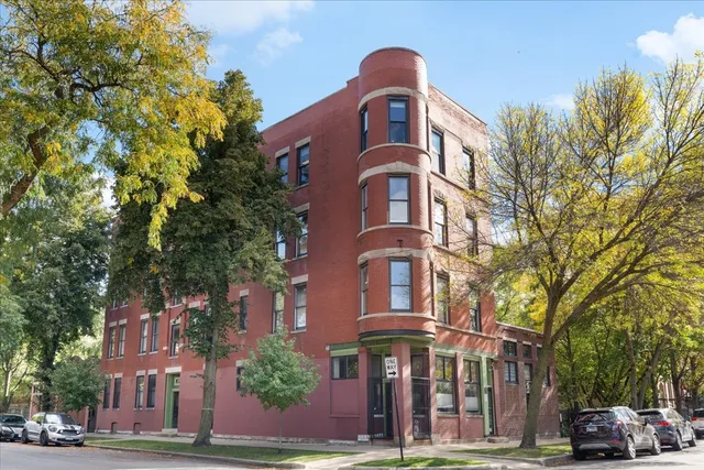 $650,000 | 1257 North Campbell Avenue, Unit 4, Chicago, IL 60622