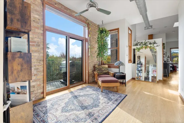 $650,000 | 1257 North Campbell Avenue, Unit 4, Chicago, IL 60622