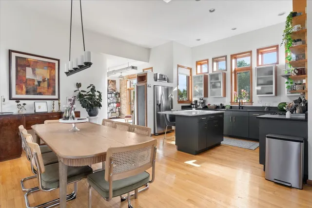 $650,000 | 1257 North Campbell Avenue, Unit 4, Chicago, IL 60622