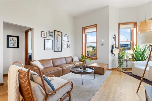 $650,000 | 1257 North Campbell Avenue, Unit 4, Chicago, IL 60622