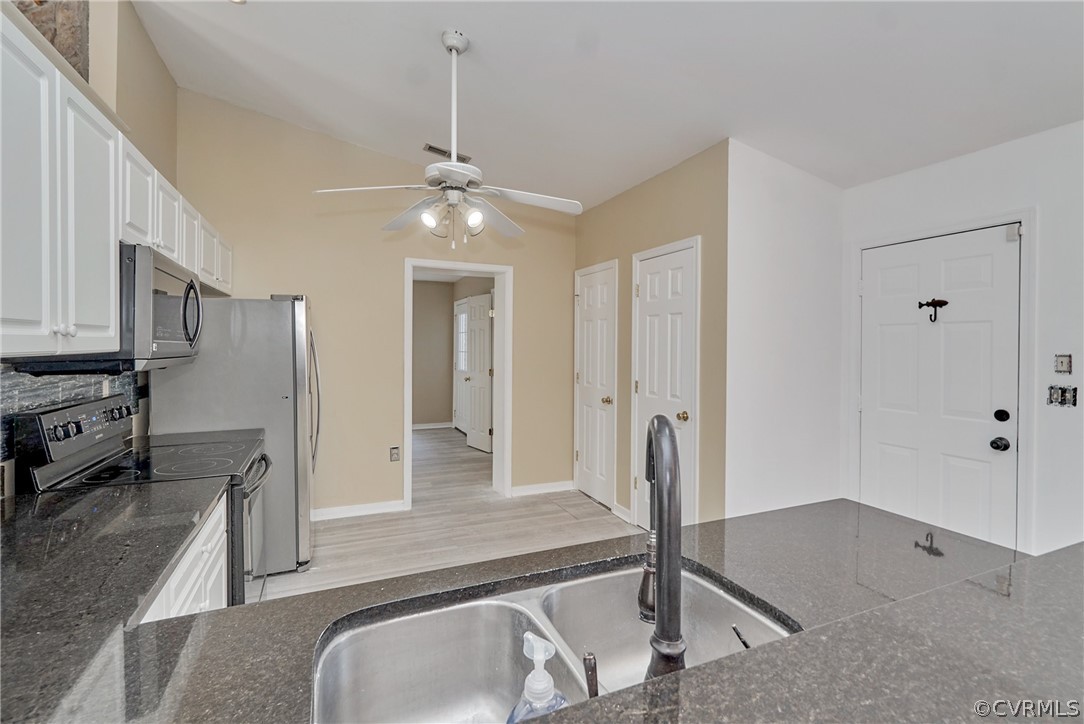 11135 Elmont Road Ashland, VA 23005 - Photo 3 of 25 Gallery Image 3