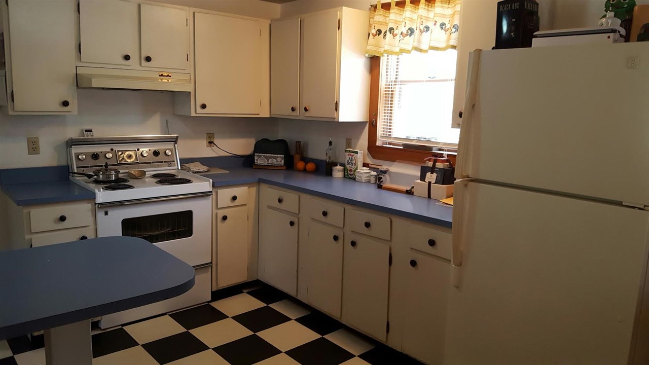 1118 Corn Hill Road Webster, NH 03303 - Photo 12 of 20