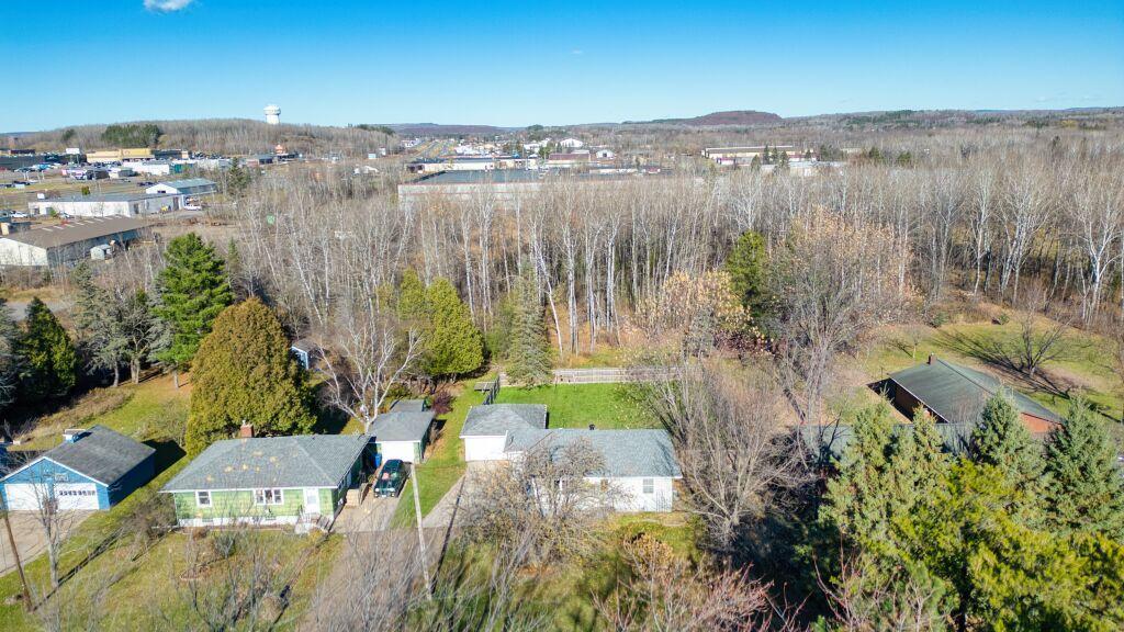 1505 East 39th Street Hibbing, MN 55746 - Photo 6 of 34