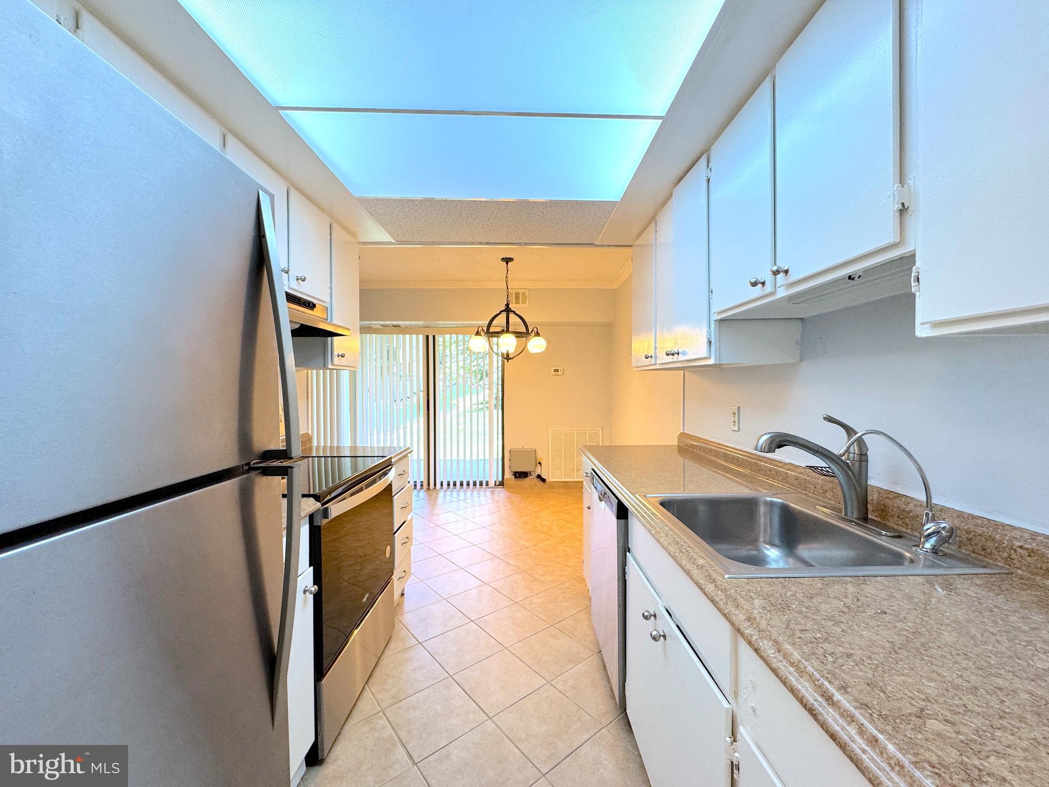 11606 Stoneview Square, Unit 66/1B Reston, VA 20191 - Photo 4 of 22