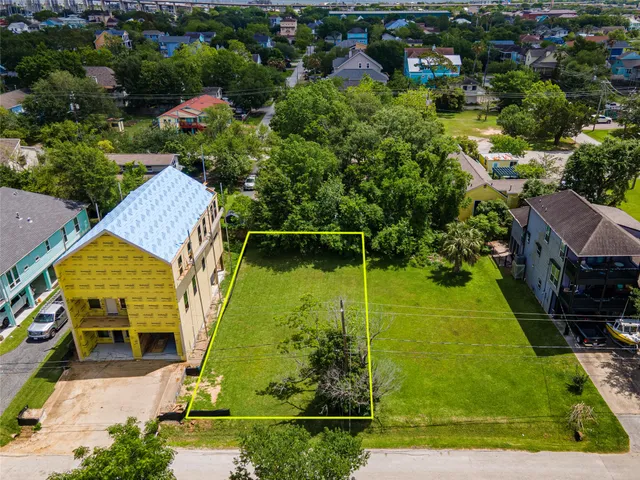 $135,000 | 0 Pine Road, Clear Lake Shores, TX 77565