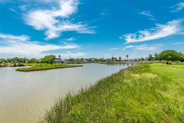 $135,000 | 0 Pine Road, Clear Lake Shores, TX 77565