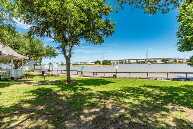 $135,000 | 0 Pine Road, Clear Lake Shores, TX 77565