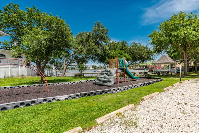 $135,000 | 0 Pine Road, Clear Lake Shores, TX 77565