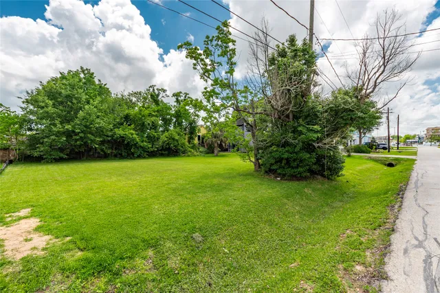 $135,000 | 0 Pine Road, Clear Lake Shores, TX 77565