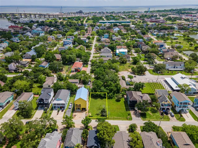 $135,000 | 0 Pine Road, Clear Lake Shores, TX 77565