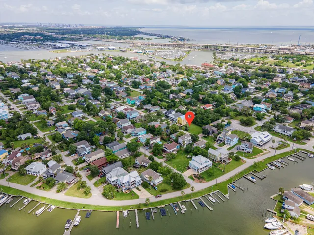 $135,000 | 0 Pine Road, Clear Lake Shores, TX 77565