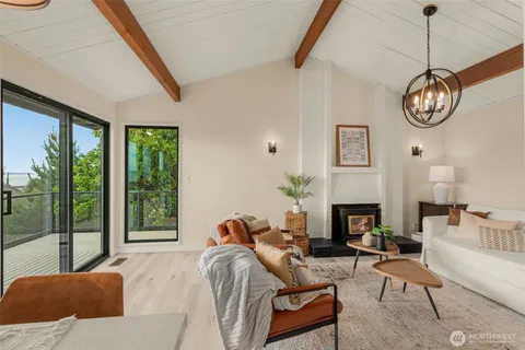 $1,750,000 | 2606 Northwest 201st Street, Shoreline, WA 98177