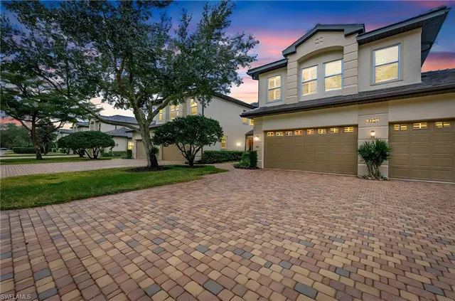 $695,000 | 6057 Ashford Lane, Unit 402, Naples, FL 34110