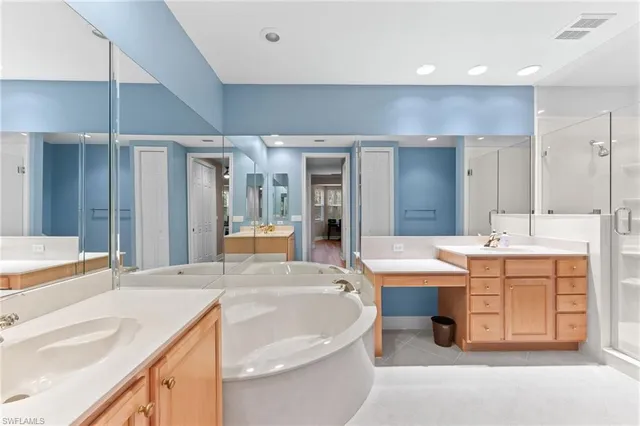 $695,000 | 6057 Ashford Lane, Unit 402, Naples, FL 34110