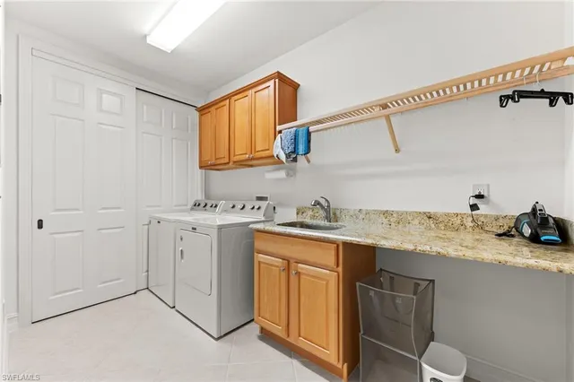 $695,000 | 6057 Ashford Lane, Unit 402, Naples, FL 34110