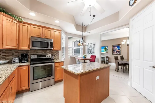 $695,000 | 6057 Ashford Lane, Unit 402, Naples, FL 34110