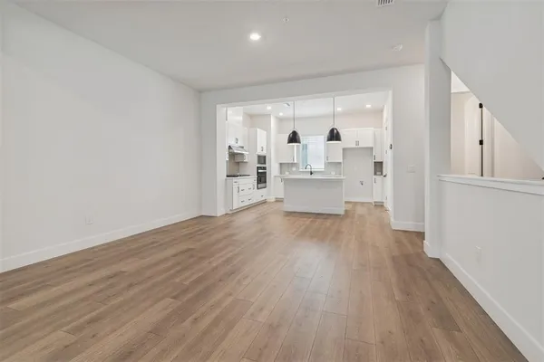 $449,990 | 6605 North Nebraska Avenue, Unit 15, Tampa, FL 33604