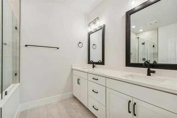 $449,990 | 6605 North Nebraska Avenue, Unit 15, Tampa, FL 33604