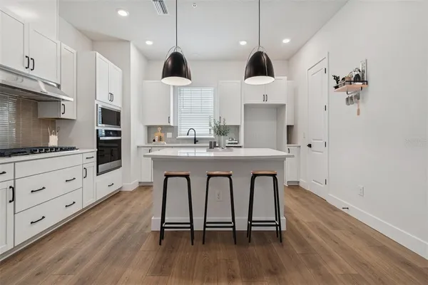 $449,990 | 6605 North Nebraska Avenue, Unit 15, Tampa, FL 33604