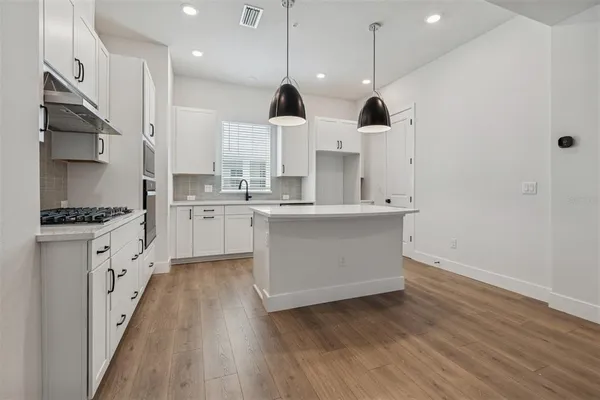 $449,990 | 6605 North Nebraska Avenue, Unit 15, Tampa, FL 33604