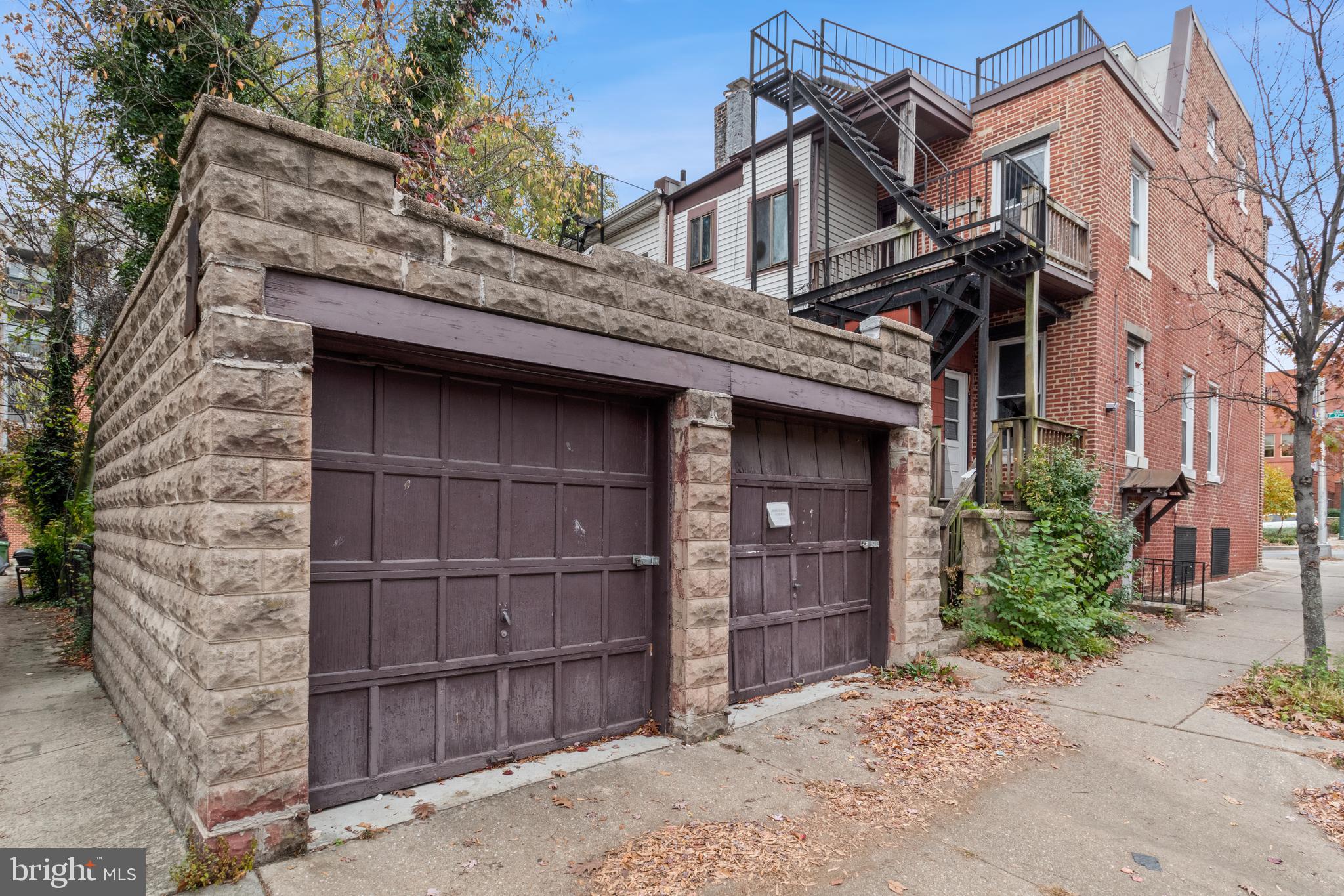 109 East 33rd Street Baltimore, MD 21218 - Photo 4 of 26 front view of a house