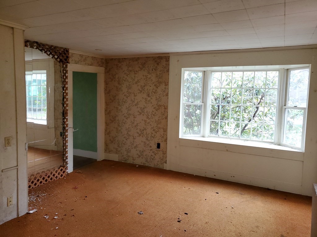 57 Main Street Wales, MA 01081 - Photo 12 of 26