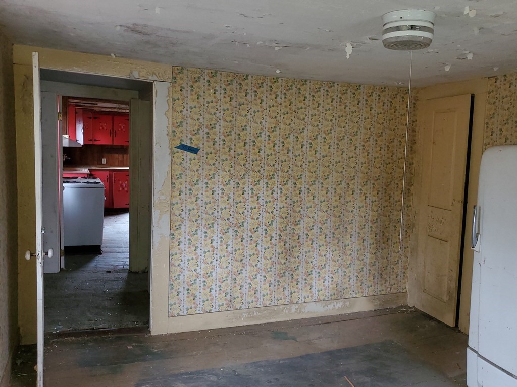 57 Main Street Wales, MA 01081 - Photo 15 of 26