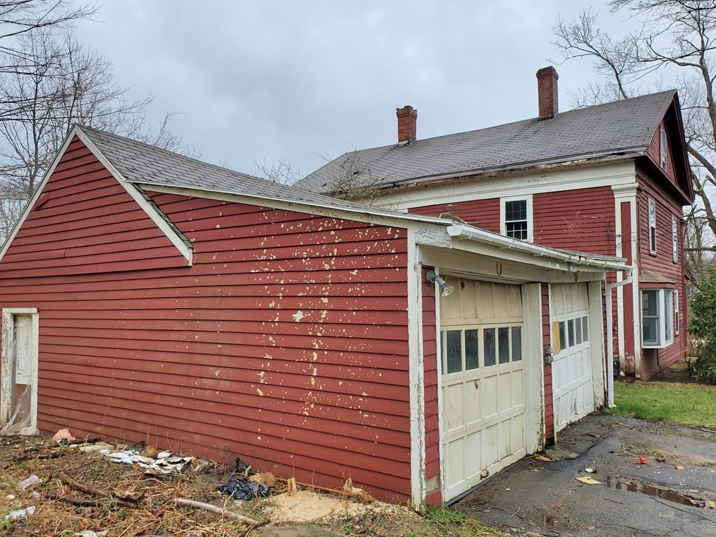 57 Main Street Wales, MA 01081 - Photo 3 of 26