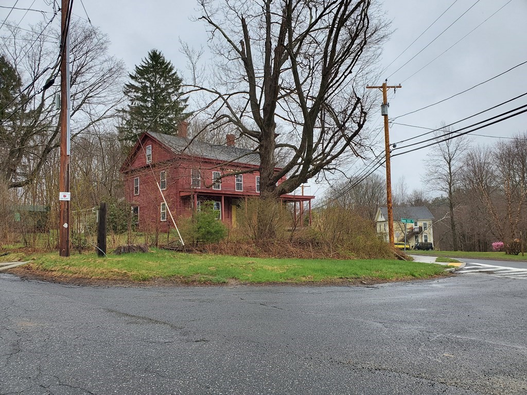 57 Main Street Wales, MA 01081 - Photo 6 of 26