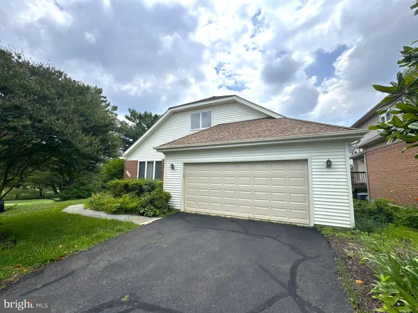 $4,500 | 4507 Highland Green Court, Alexandria, VA 22312