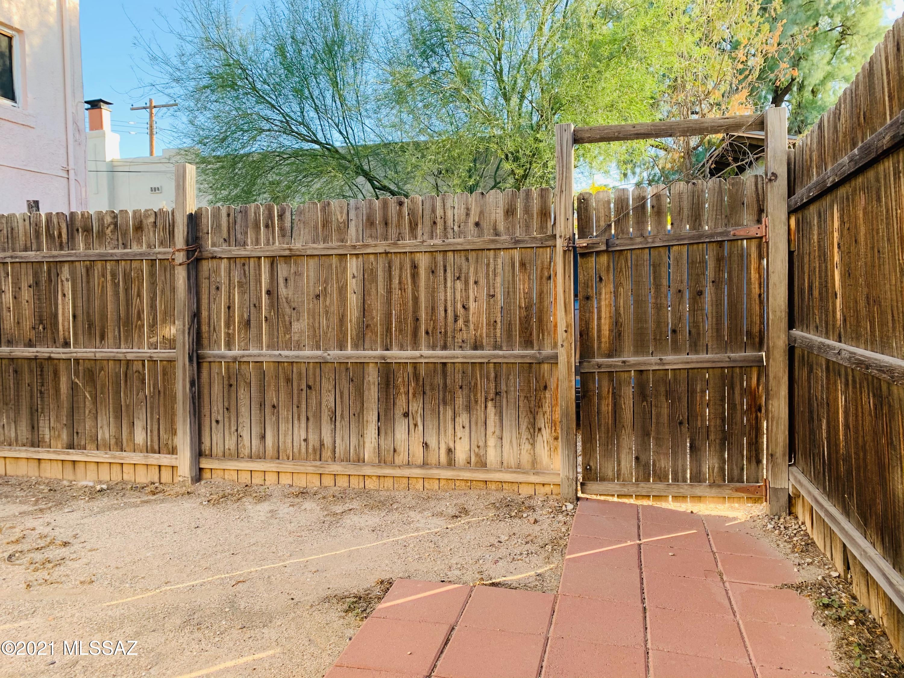 616 East 8th Street Tucson, AZ 85705 - Photo 5 of 18