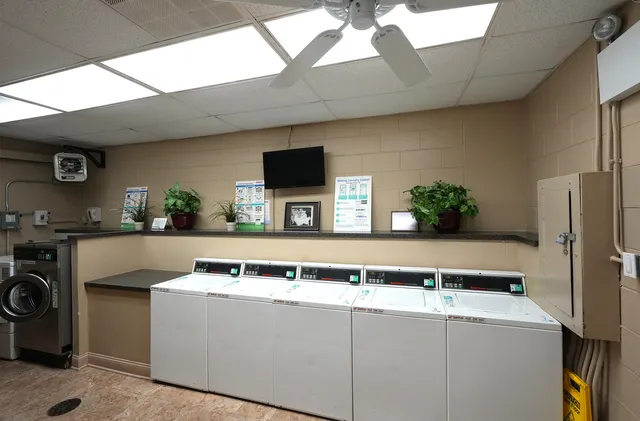 $139,900 | 601 East 32nd Street, Unit 400, Chicago, IL 60616