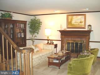 1733 Melmar Road Huntingdon Valley, PA 19006 - Photo 5 of 6